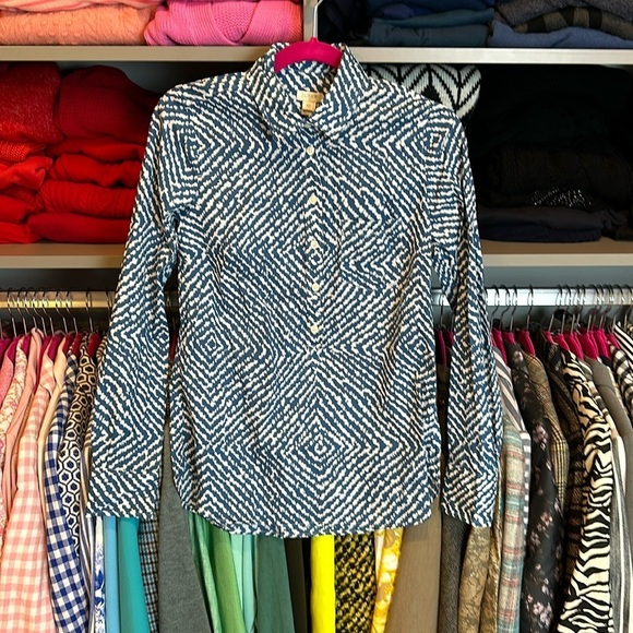 J. Crew Tops - J Crew 100% cotton blue/white patterned button popover shirt size XS NWT